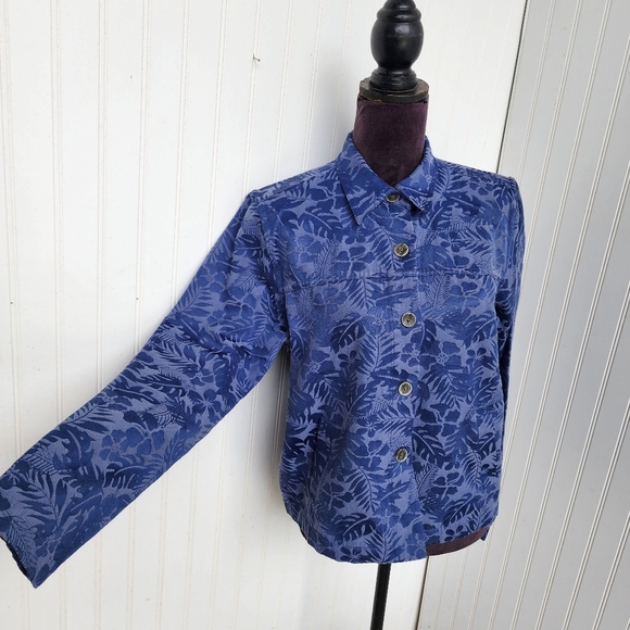 Christopher & Banks Blue Floral Lightweight Shirt Jacket - Picture 14 of 15